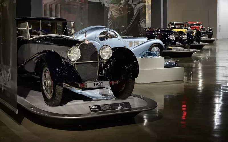 Learn about the history of the car in 36 minutes.