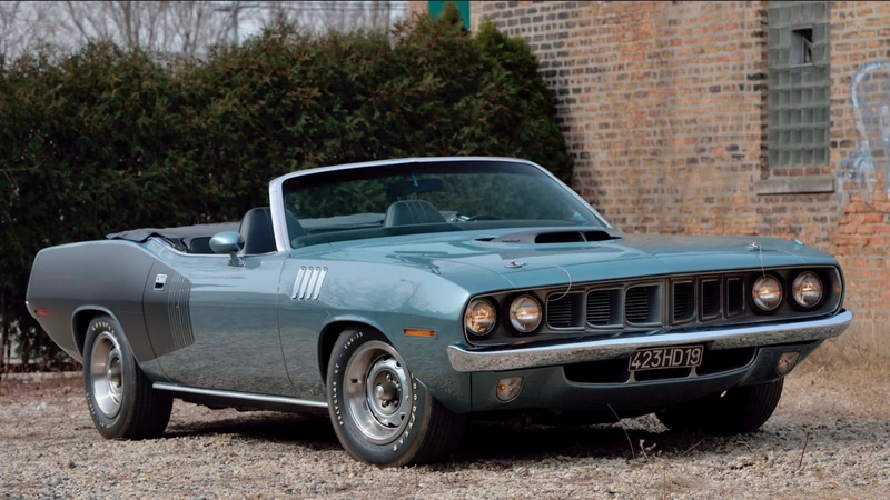 A 1971 Hemi Cuda convertible will be auctioned off.