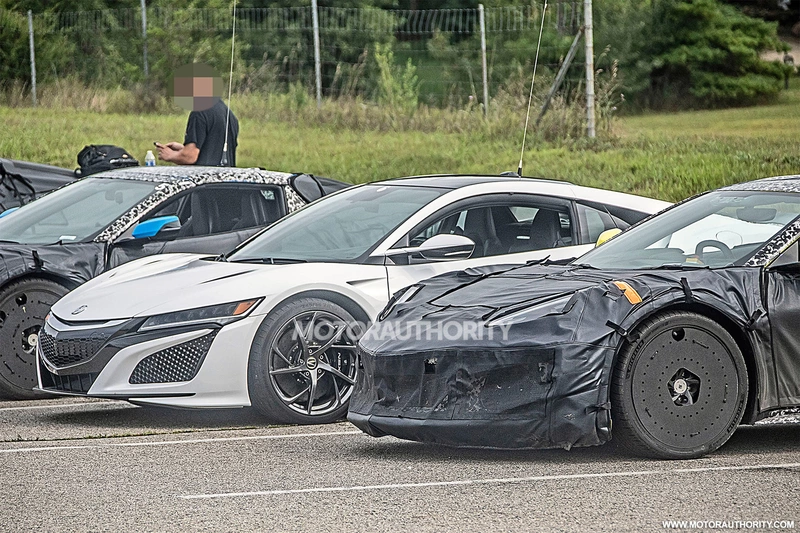 Spy shots and video of the 2023 Chevrolet Corvette E-Ray: the hybrid Corvette is on its way out