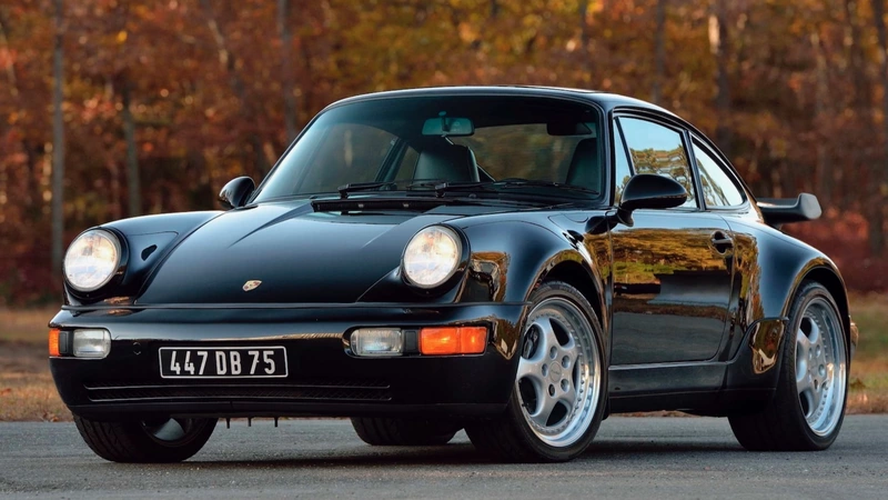 A bad boy-style Porsche 911 Turbo is up for auction.