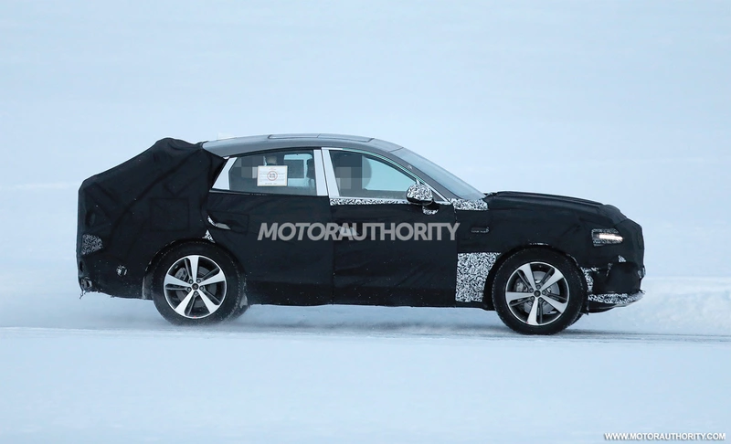 Spy shot of the 2025 Genesis GV80 Coupe